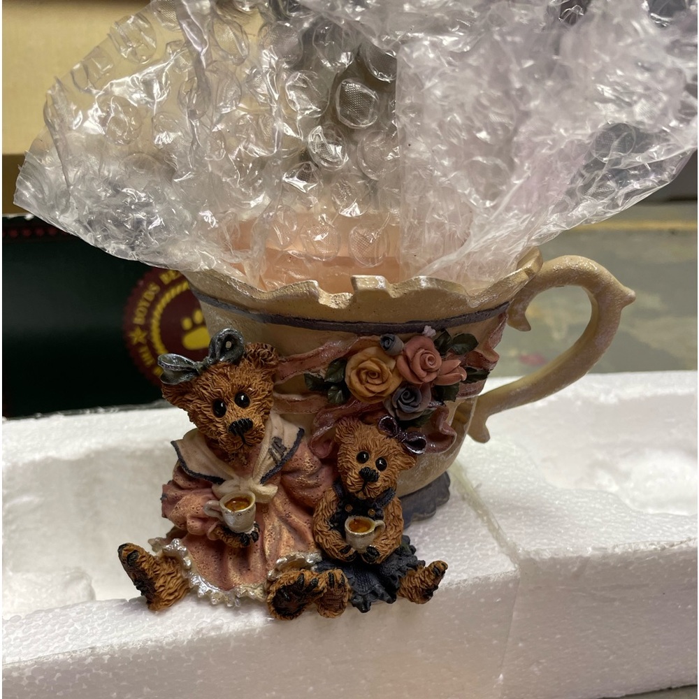 New Boyd’s Bear Ms Bruin & Bailey Tea Time candle